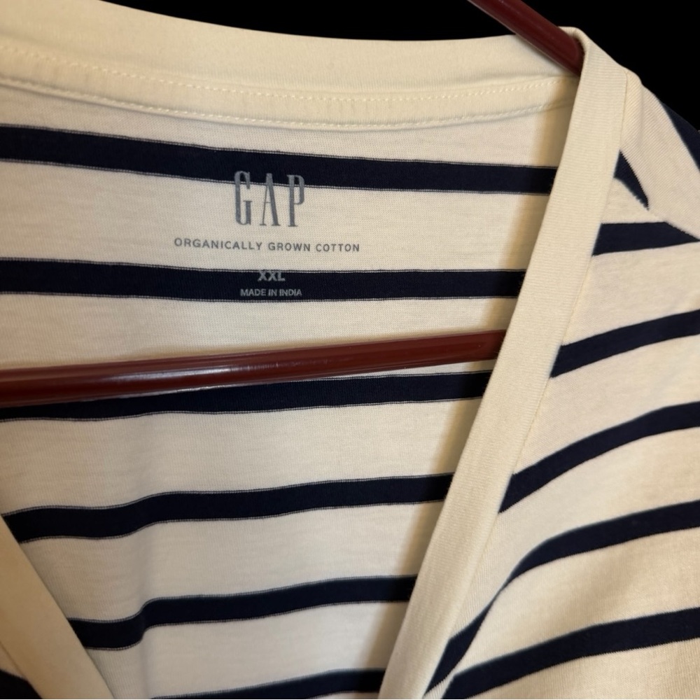 GAP women’s Organically Grown Cotton Striped Crew Neck T-Shirt White Navy XXL - Picture 2 of 5